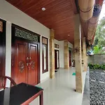 Molog Guest House