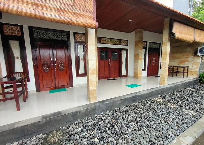 Molog Guest House